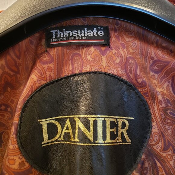 Vintage Danier Leather Hooded Jacket with Thinsulate Thermal Lining in Size S - Picture 11 of 11